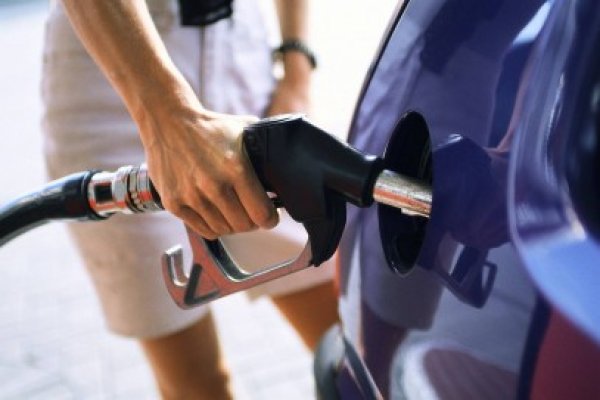 OMV Petrom a ieftinit carburanţii